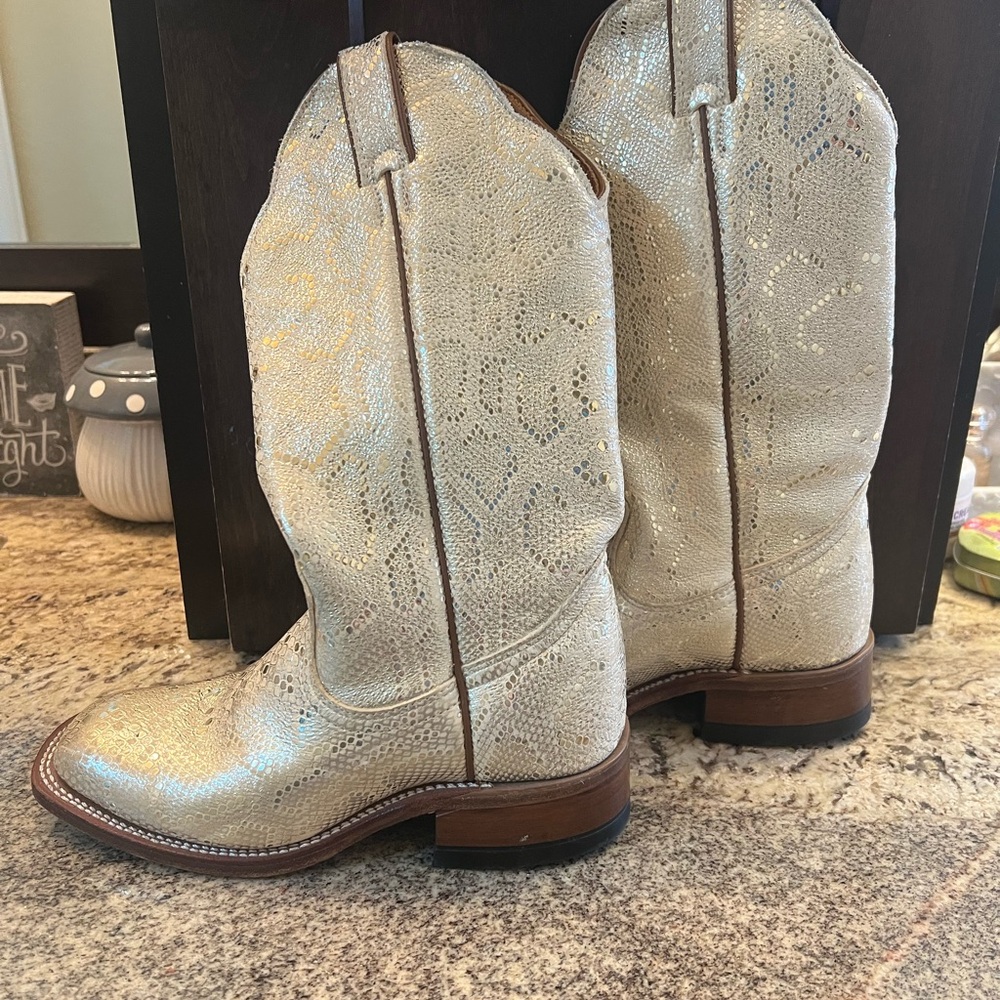 Elegant Women's Glitter Heeled Boots